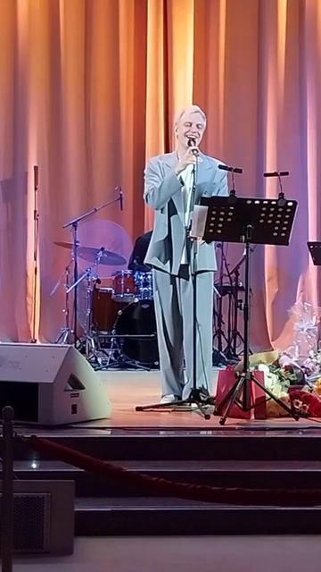 "Дельтаплан" Алексей Гоман и Маленький оркестр #алексейгоман #музыка #песня #залцерковныхсоборов смотреть онлайн