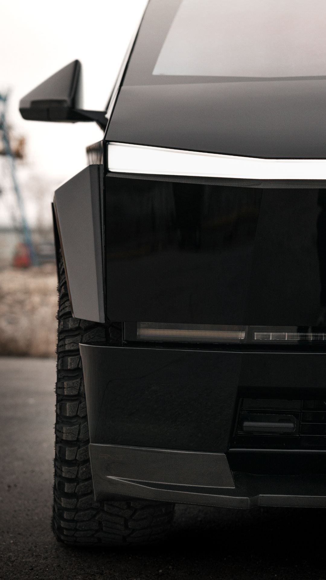 Установка карбонового обвеса для Tesla Cybertruck от RNG Design