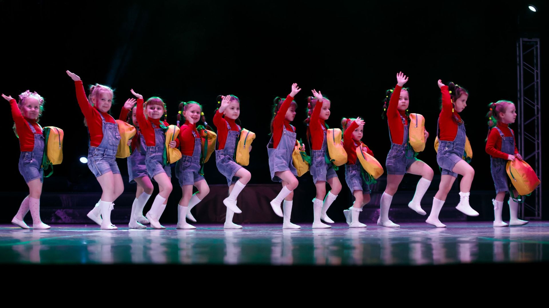 Dance Kids (тренер Горшенина Юлия)