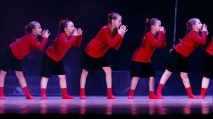 Детская группа по современной хореографии (первый год обучения)- тренер Махова Софья)