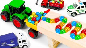 Мультики для детей и малышей. Разноцветные шарики на трассе и яркие машинки. Развивающие Мультики