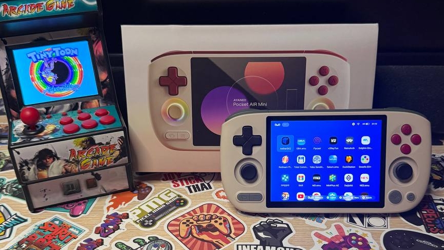 Новинка Ayaneo Pocket Air Mini портативная игровая консоль. смотреть онлайн