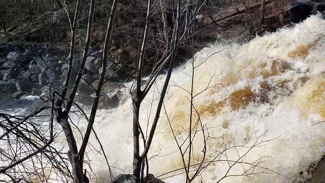 Водопад в Медвежьегорске