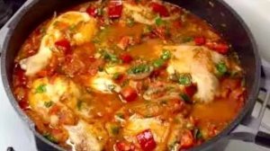 Сочная и ароматная курица в подливе! Блюдо, которое готовят в горах