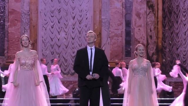 Алексей Гоман и победители конкурса "Русский вальс" музыка А. Пахмутовой, слова Н. Добронравова смотреть онлайн