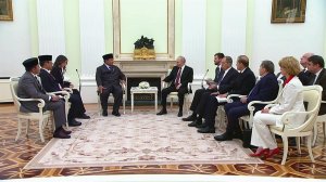 Владимир Путин принял в Кремле президента Индонезии Прабово Субианто.