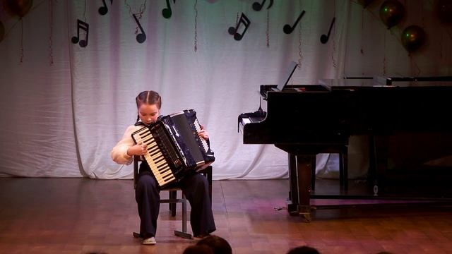 05 А. Куклин «Прыг-скок», исп. Дерендяева Ульяна, преп. Зорина Т.В.