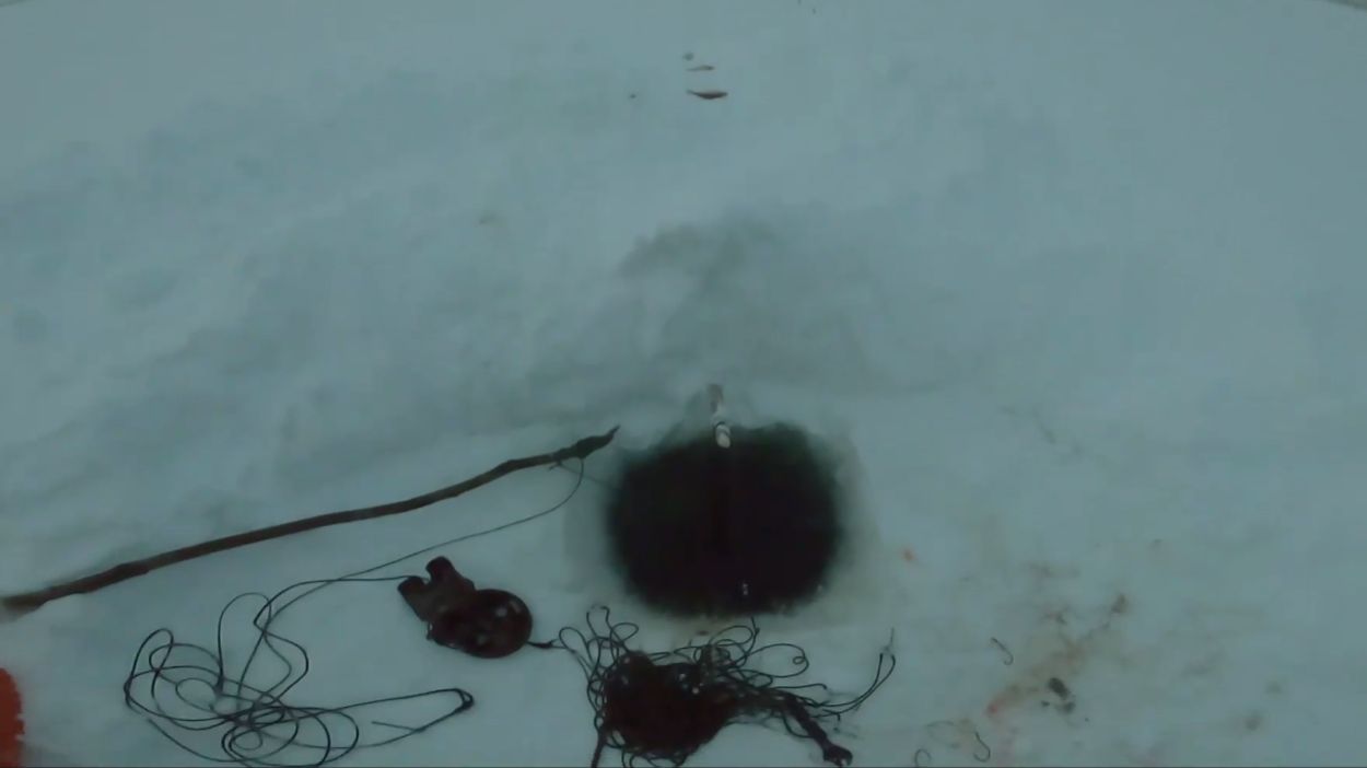 Рыбалка у чёрной дыры. Ловля налима. Двадцатая серия.