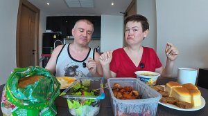 Мукбанг наш отдых в Таиланде под УГРОЗОЙ! Думаем как дальше ЖИТЬ?! Будем ЭКОНОМИТЬ в Паттайе! Обед