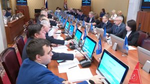 Депутаты утвердили областной бюджет и приняли специальный налоговый режим