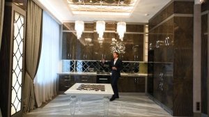 Клубный дом MON CHER. Голландский свет Eichholtz в кухне апартамента Сердце Якиманки.