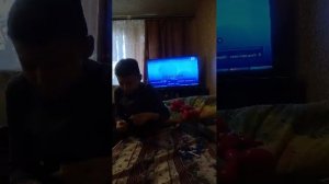 делаю вентилятор из конструктора(он работает на руках)