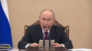 «Деньги будут»: Путин объявил рост зарплат, индексацию пенсий и новую выплату семьям