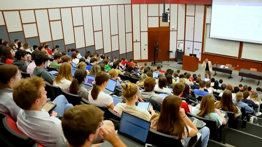 Истерика из-за рукописного текста: система образования США оказалась в глубоком кризисе