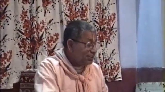 Чайтанья-бхагавата и Чайтанья-чаритамрита • Шикша-гуру и дикша-гуру • Стих Шрилы Говинды Махараджа