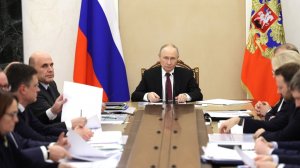 Путин утвердил новые семейные выплаты. Какие семьи получат право на социальную поддержку?