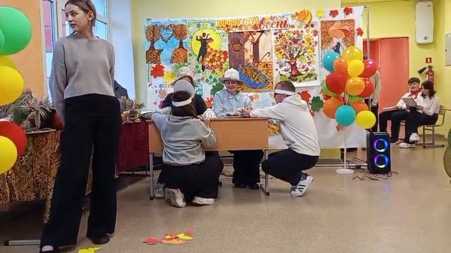 Осенний Джем, Сценка Осенние новости, 2025 г, 9 класс, 1 видео смотреть онлайн