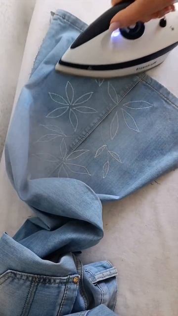 Секрет швеи. Новая жизнь старых джинсов.