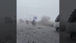Туман помогает нашей колонне российских штурмовиков войти в Красноармейск (Покровск)