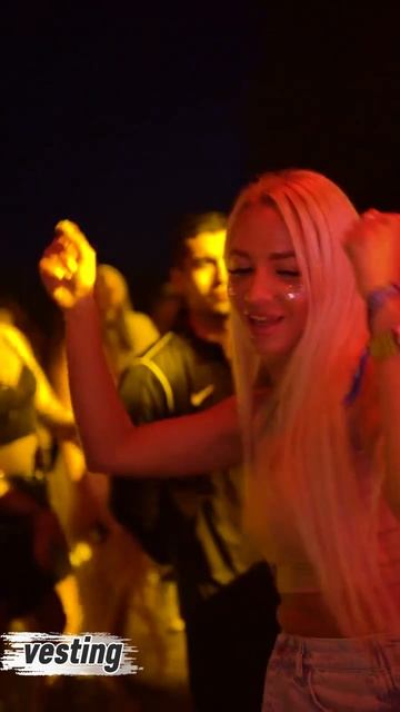 Vesting - Ночной движ