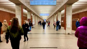 Еду в метро от станции «Теплый Стан» до станции «Китай-город». Метро Москвы. Эпизод 97