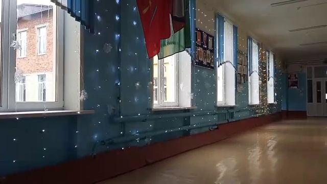 Предновогодняя СШ7 в городе Ефремов смотреть онлайн