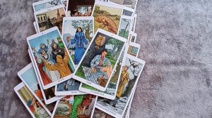 Слетают маски со святош