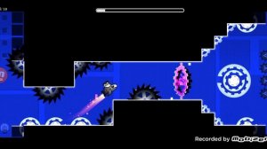 играю в geometry dash