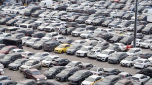 Битва за парковку: жители петербургских новостроек все чаще остаются без стоянок