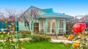 Шикарный дом с банькой на красивом участке