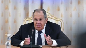 Лавров: РФ готова рассматривать все предложения по конфликту на Украине