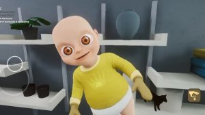играю в малыша в жёлтом