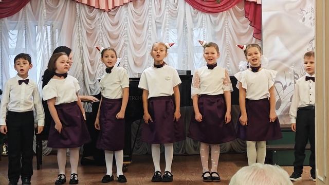 вокальный ансамбль Капельки песня Старушка и пират