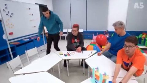 ВЛАД А4 В ДЕТСКОМ САДУ ПОПРОБУЙ НЕ ЗАСМЕЯТЬСЯ