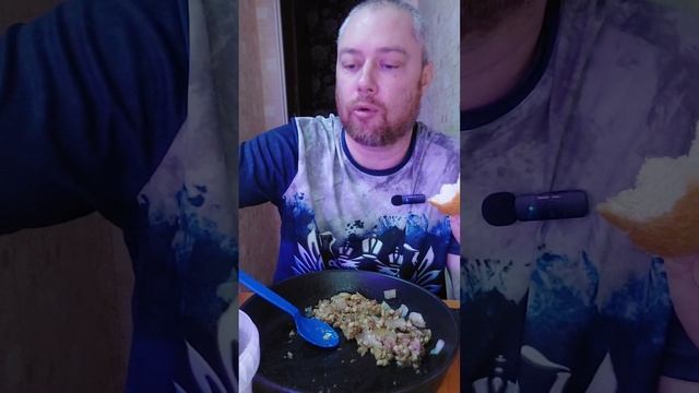 Ответы на вопросы. Перловая каша с говядиной Звениговская. Мукбанг Россия. Еда на камеру.