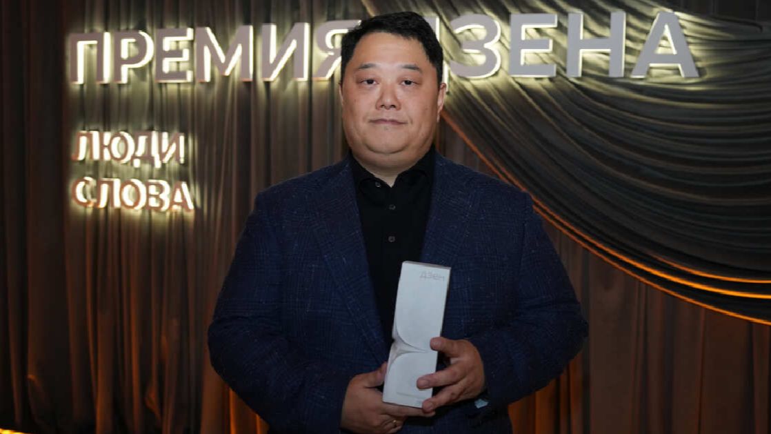 МИЦ "Известия" стал лауреатом премии Дзена в номинации "Медиахолдинг года"