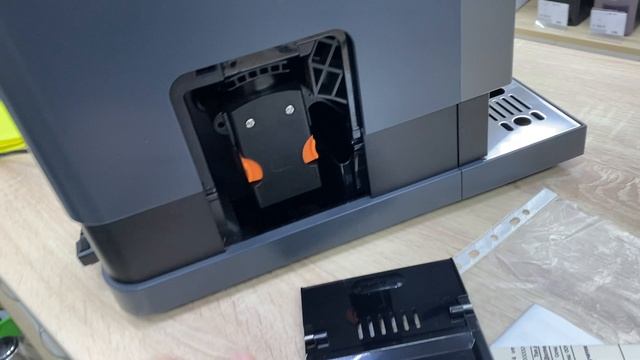 Кофемашина Thomson CF20M01 7900