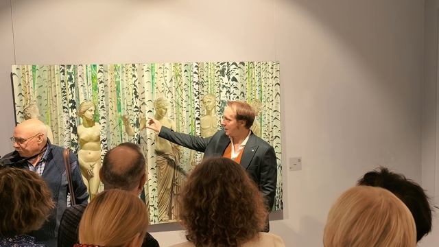 Художник Иван Коршунов о своих картинах на выставке "Русский Туман"