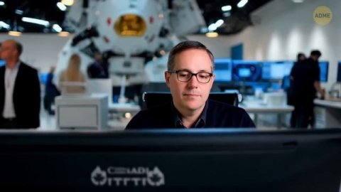 Он увеличил на Google Earth и обнаружил то, что ученые упускали десятилетиями