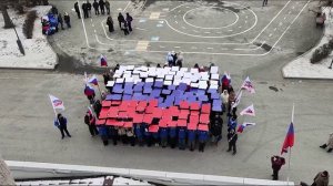 Инсталляцию в виде флага России создали в Тюмени 12 декабря