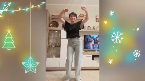 Таня-Огонёк... Я шептала: люблю...