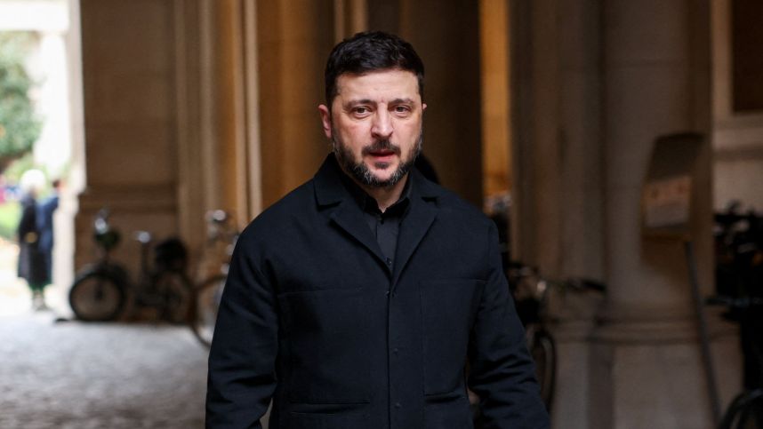 Тянет время? Что скрывает Зеленский, заявляя о готовности к выборам на Украине