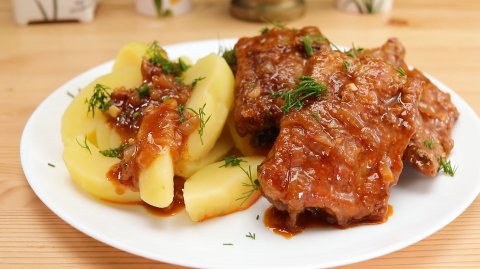 Нереально Вкусно! Свиные рёбра как Шашлык на сковороде! Вкусные нежные свиные ребрышки на сковороде