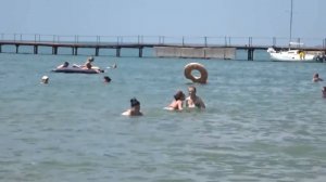 Девчонки без комплексов на пляжах Анапы