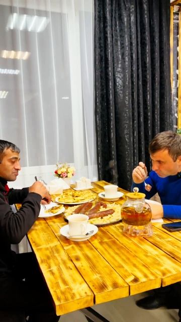 Место стречи изменить нельзя кафе Хан