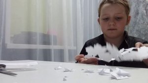 топ поделок которых можно сделать если скучно😘