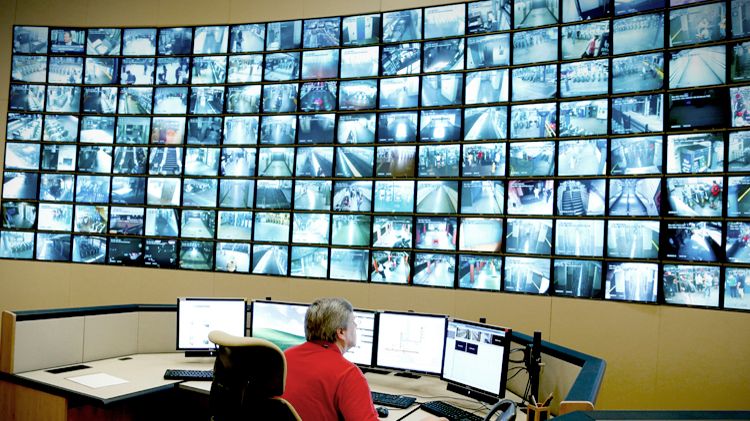 Большой брат следит за тобой