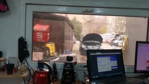 В работе мерседес 2006 года sim266 отключение катализатора и прибавка мощности.