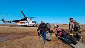 Как живут люди за полярным кругом? Вечная мерзлота и сани из бочек! Посёлок Каратайка