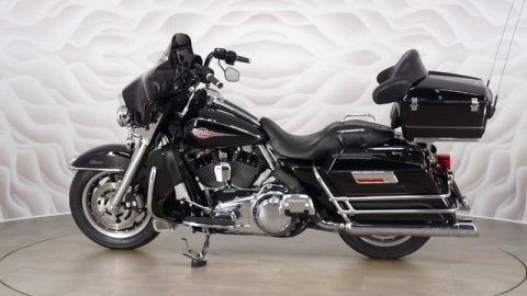 Harley-Davidson Electra Glide vin 5HD1FF4128Y604937